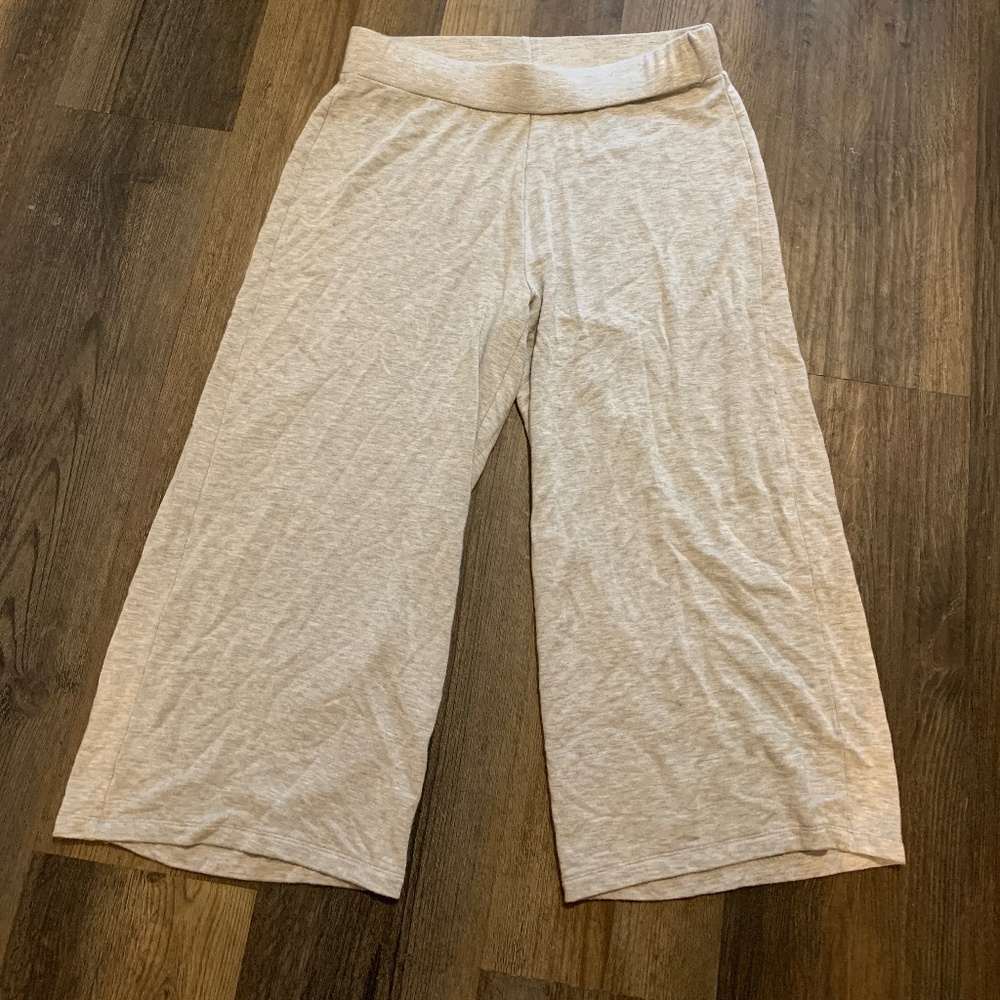 Talbots jersey stretch wide leg crops. Worn twixe